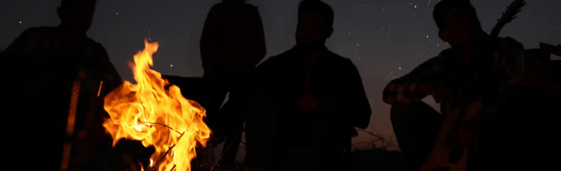 Bonfire+Gathering_Detail02